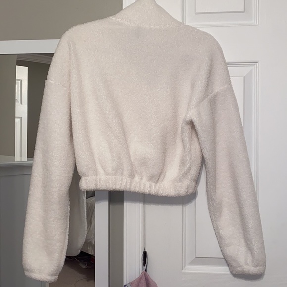 zaful cropped sherpa - Picture 3 of 3